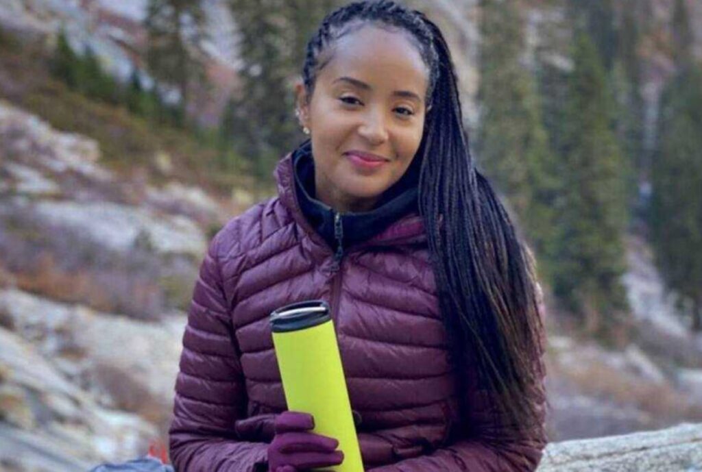 Azja Pryor